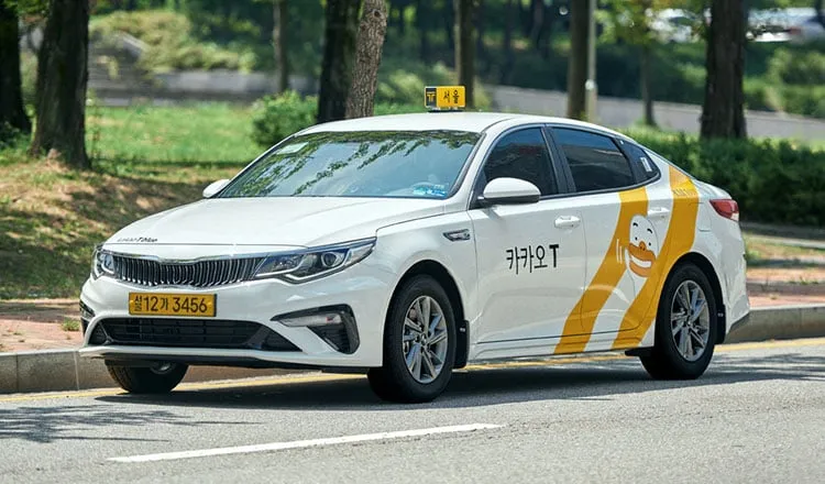 카카오T 앱 화면에 표시된 서울 12거 3456 차량 번호판