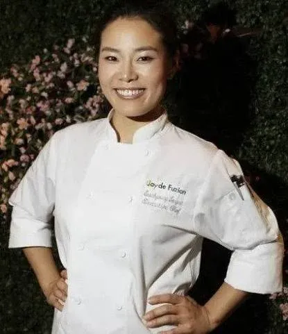 Joyée Fusion 로고 또는 텍스트 이미지