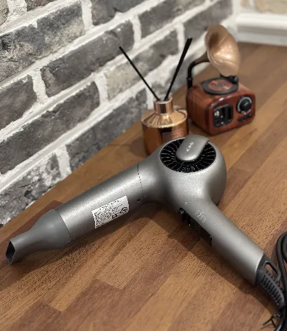 목욕탕 락커룸 매너 관련 인터넷 게시글 숫자 반응