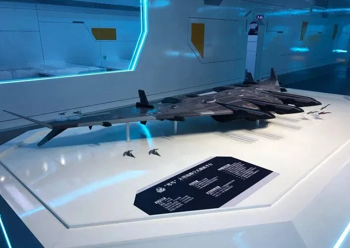 중국에서 개발 중인 12만 톤급 우주항모 컨셉 이미지