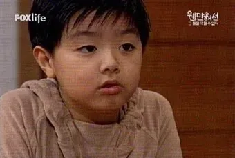 손주보다 요양보호사를 더 아낀다는 유머 게시글 제목