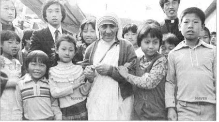 유명인을 만난 경험을 묻는 질문에 "내 2살 때 는 &" 텍스트가 포함된 이미지