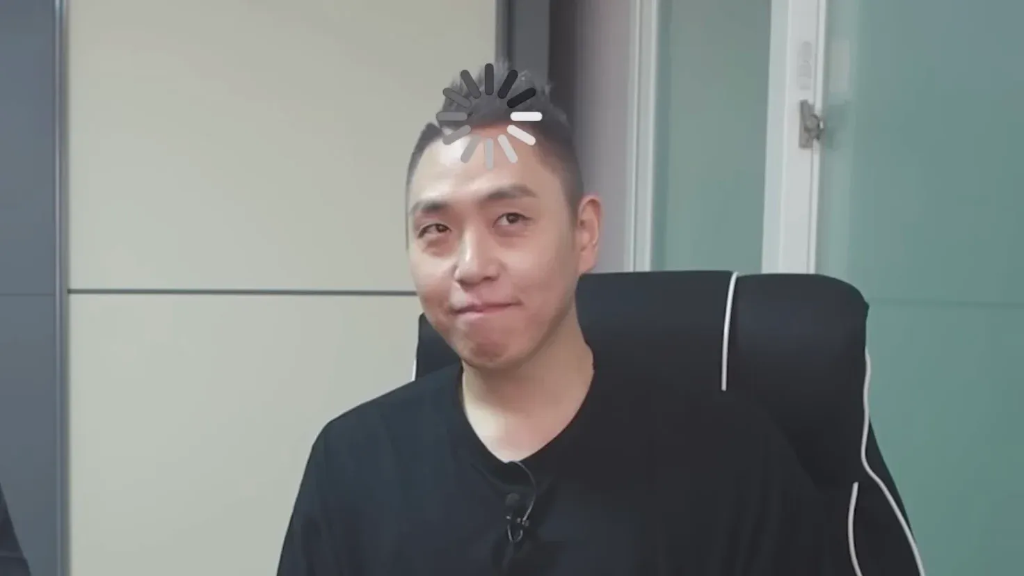 이은결이 김준표에게 사기치지 말라고 경고하는 장면