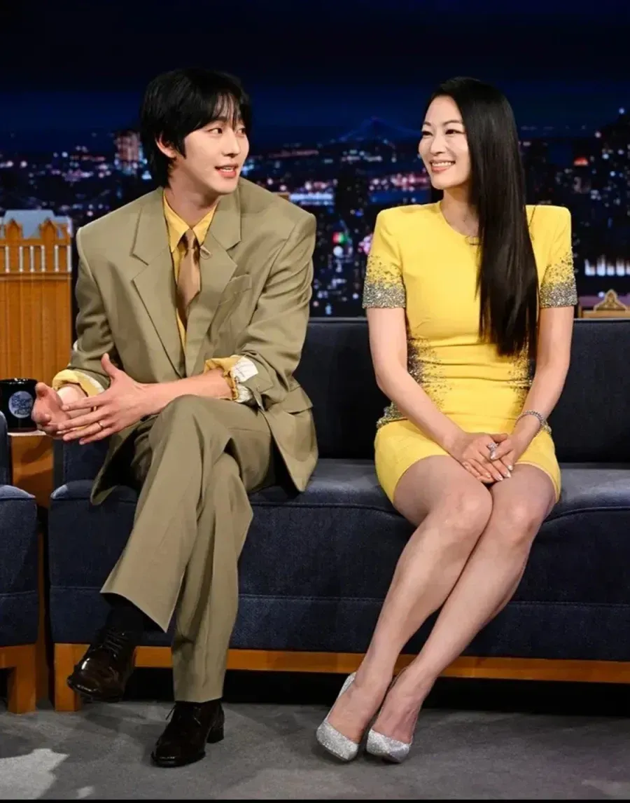 토크쇼 출연 후 그려진 케데헌 팬아트 일러스트