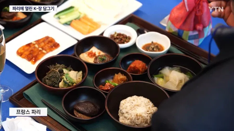 프랑스 파리에서 열린 K-장 담그기 행사 현장