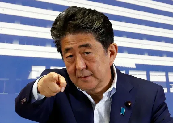 더 명확한 정보가 필요합니다:

1. **이미지 파일**: 실제 이미지 파일이나 경로가 있나요?
2. **OCR 텍스트 확인**: "쓴 =."가 정확한가요? (불명확하게 보입니다)