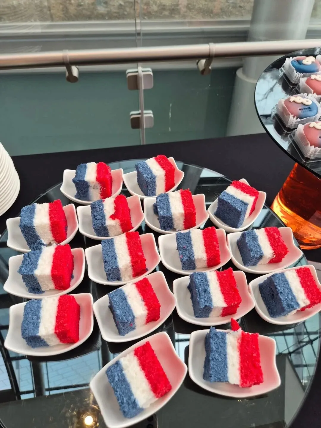 프랑스 대통령 만찬에서 제공된 한국 전통 떡 요리