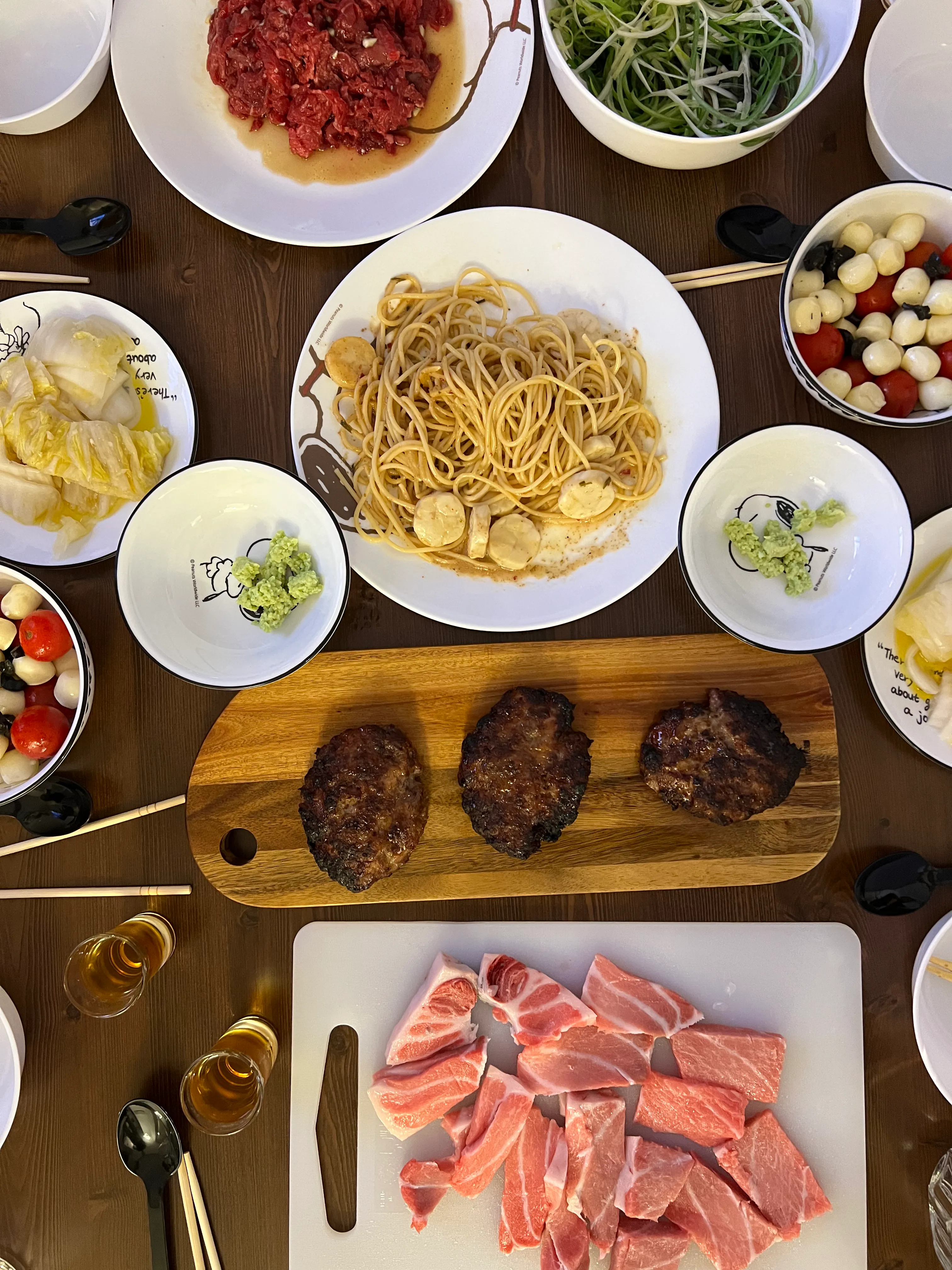 OCR 텍스트가 너무 불명확해 이미지 내용을 정확히 파악하기 어렵습니다. 컨텍스트(리플리 증후군)를 바탕으로 추측하면:

리플리 증후군 관련 설명 자료

더 정확한 alt 태그를