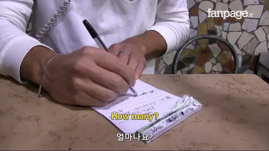 나폴리 파인애플 피자 실험 장면