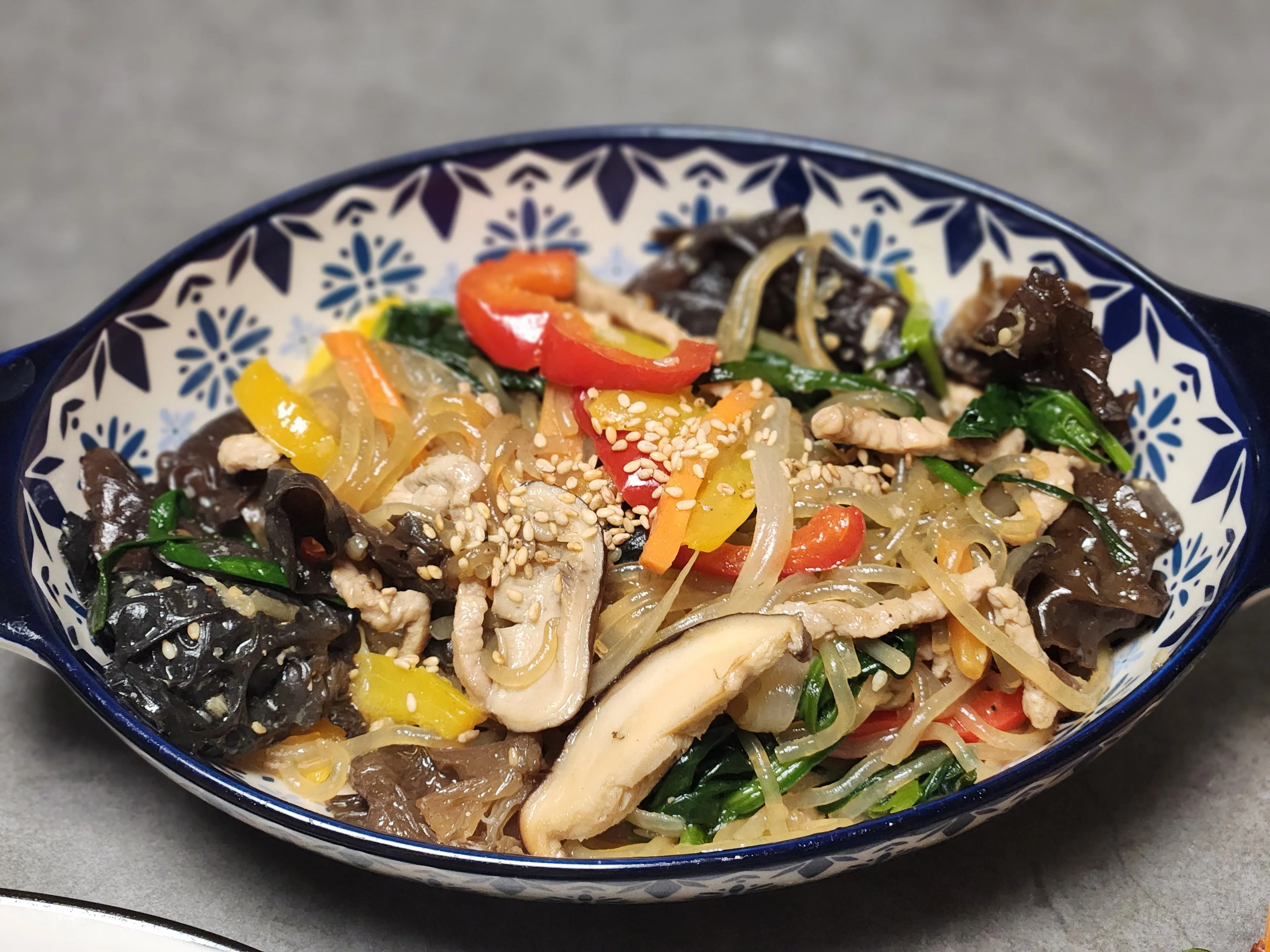 남편 생일을 위해 8시간 동안 정성껏 준비한 기념일 상차림