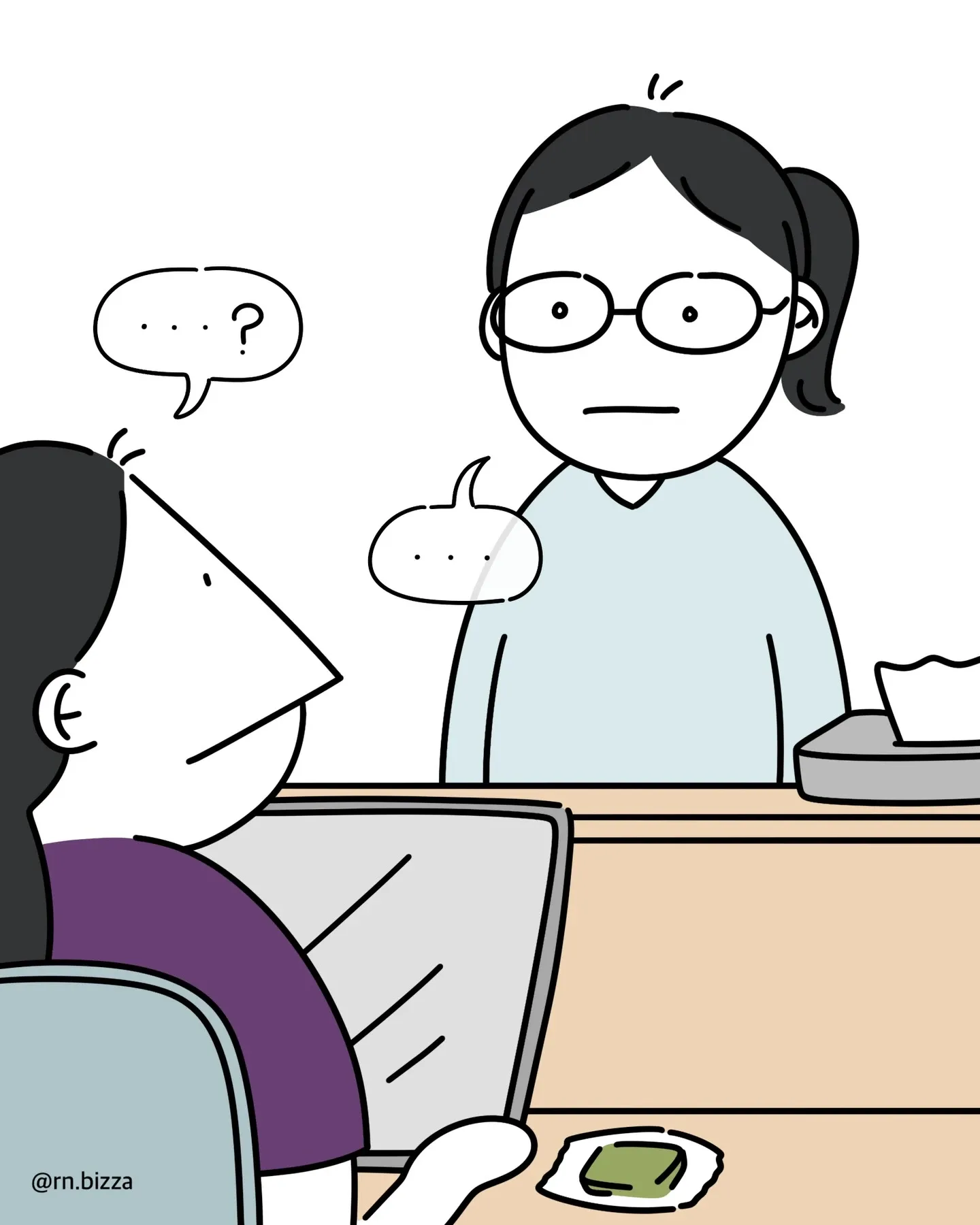 환자가 떡 선물을 받으며 놀라는 표정의 만화 장면