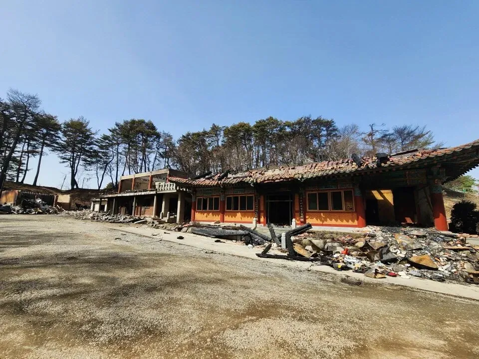 불교계의 불확실한 향후 방향을 담은 텍스트 이미지