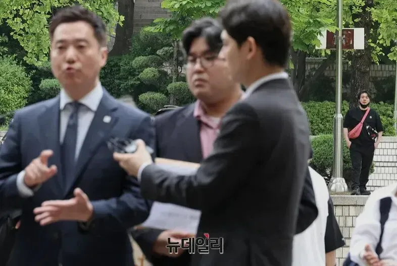 가세연에게 돈으로 복수를 계획하는 은현장