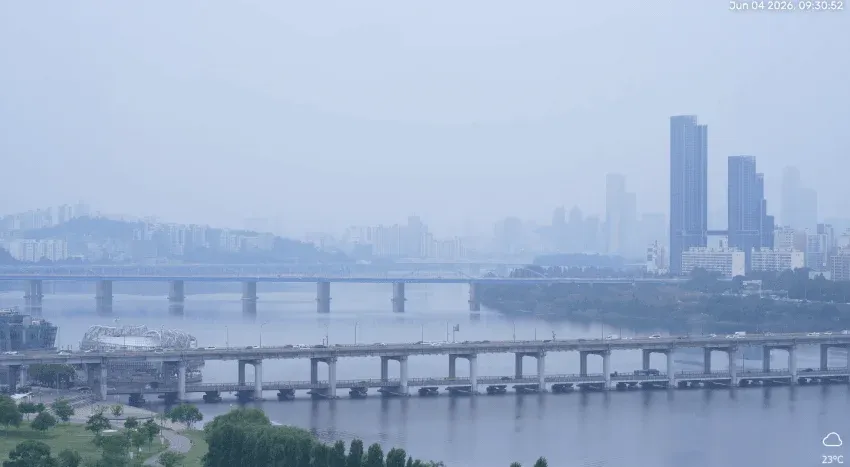 서울 속보: 현재 기온 23도