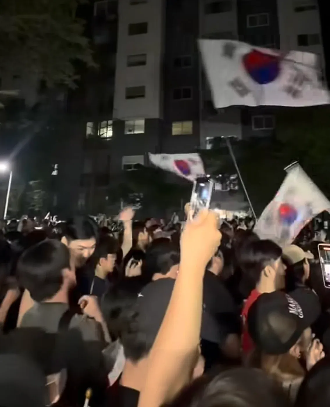 새벽 잠실 아파트 전경