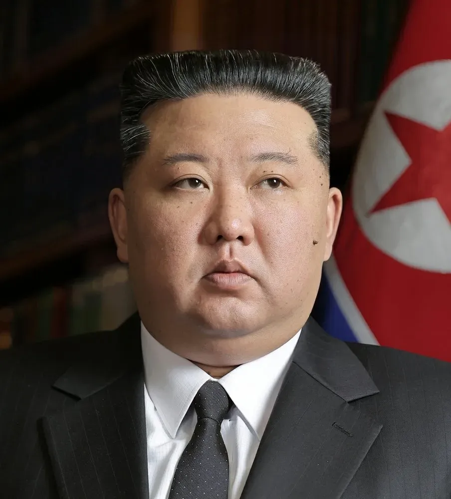 요청을 정확히 처리하려면 몇 가지 확인이 필요합니다:

1. **OCR 텍스트가 불명확합니다** - "= 혁 4 «4 Aq |"은 해석하기 어렵습니다. 원본 이미지를 직접 확인하거