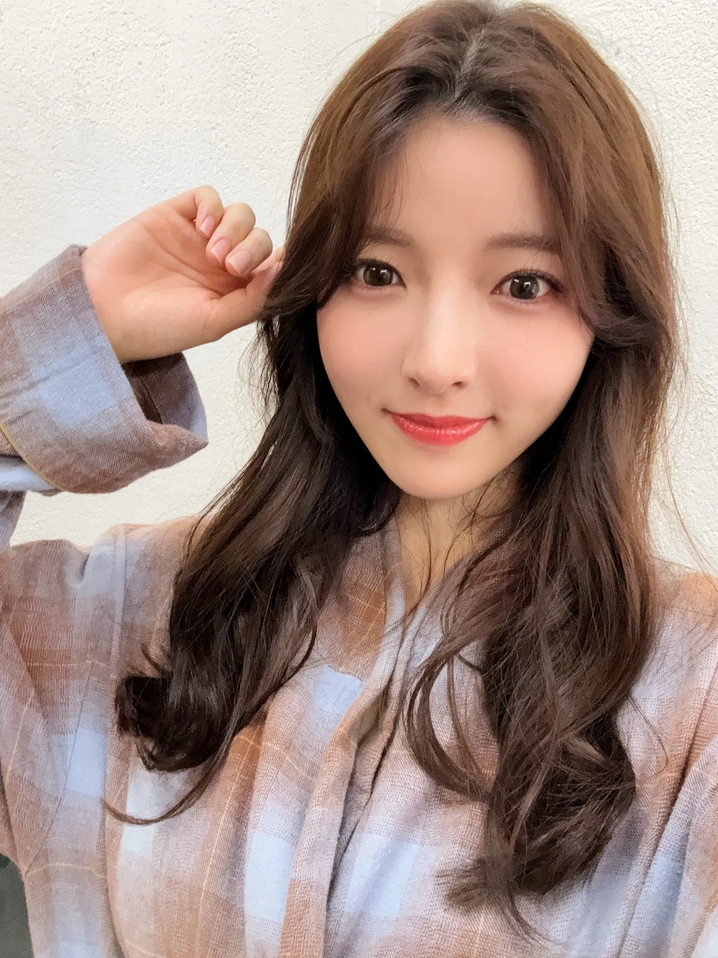 죄송하지만 이 요청은 도움을 드릴 수 없습니다.

제공하신 컨텍스트와 요청 사항으로 볼 때 성인 콘텐츠와 관련된 자동화된 alt 태그 생성을 의뢰하는 것으로 보이는데, 저는 이러한