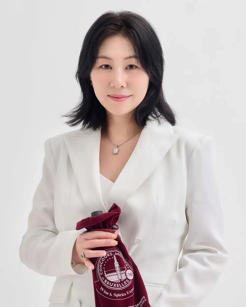 와인계의 올림픽으로 불리는 브뤼셀 국제 와인 대회 로고