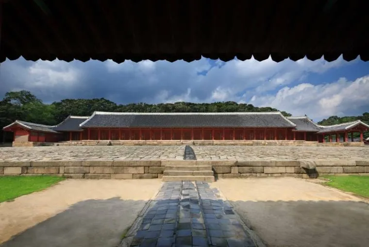 ```
한반도 5번의 평화 시대를 구분하는 자료 66번
```