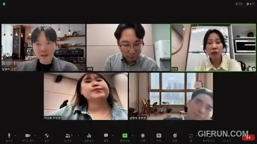 충주맨이 날린 거대한 공