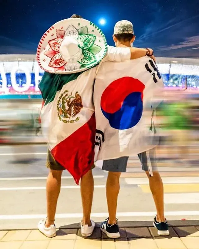 싱글벙글 회사리뷰 게시물 스크린샷