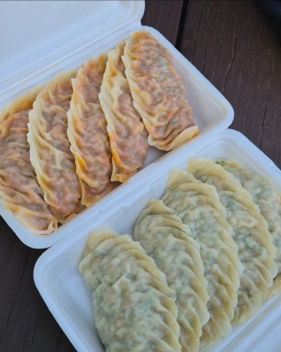 오픈런 필수 한정 만두