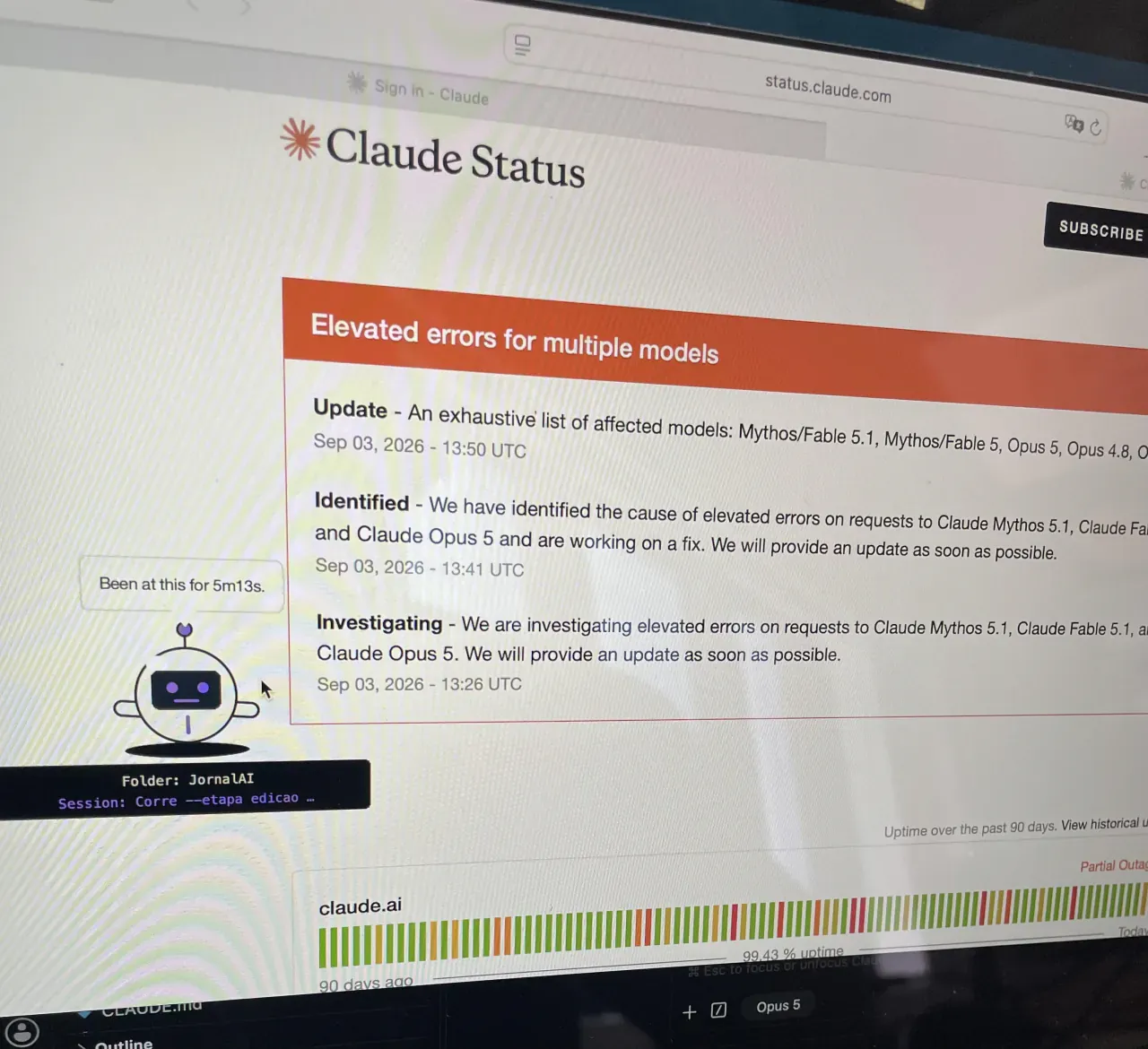 Claude Status에서 여러 모델의 오류가 급증한 화면