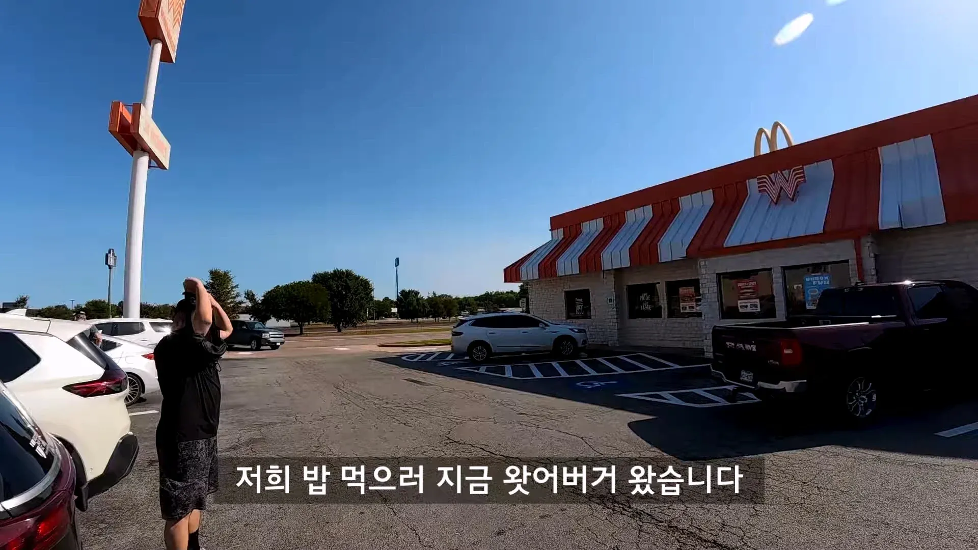 미국에서 가난할수록 살이 찌는 이유를 설명하는 이미지