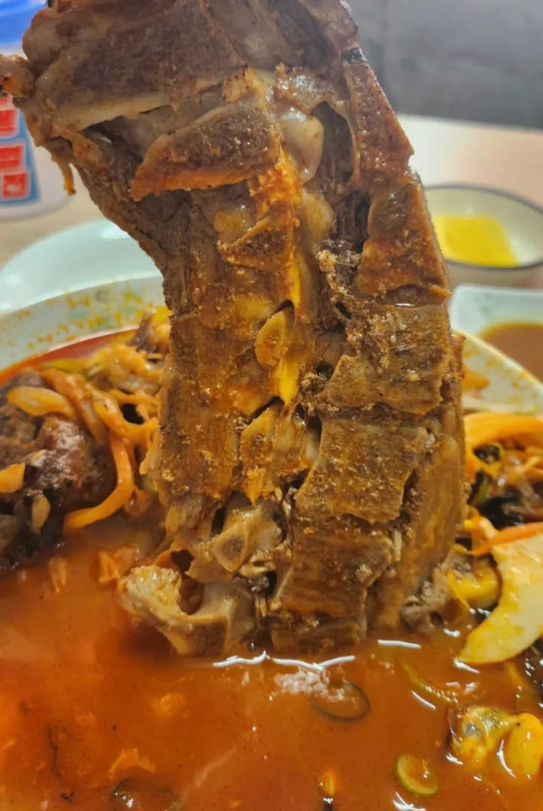만원 짬뽕의 푸짐하고 매콤한 비주얼