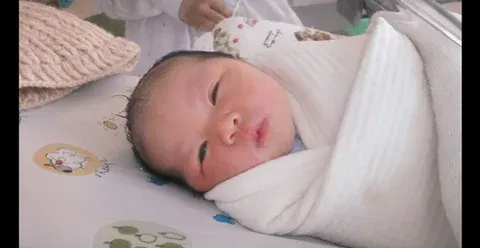alt="세계에서 가장 어린 냉동인간이 된 아이"